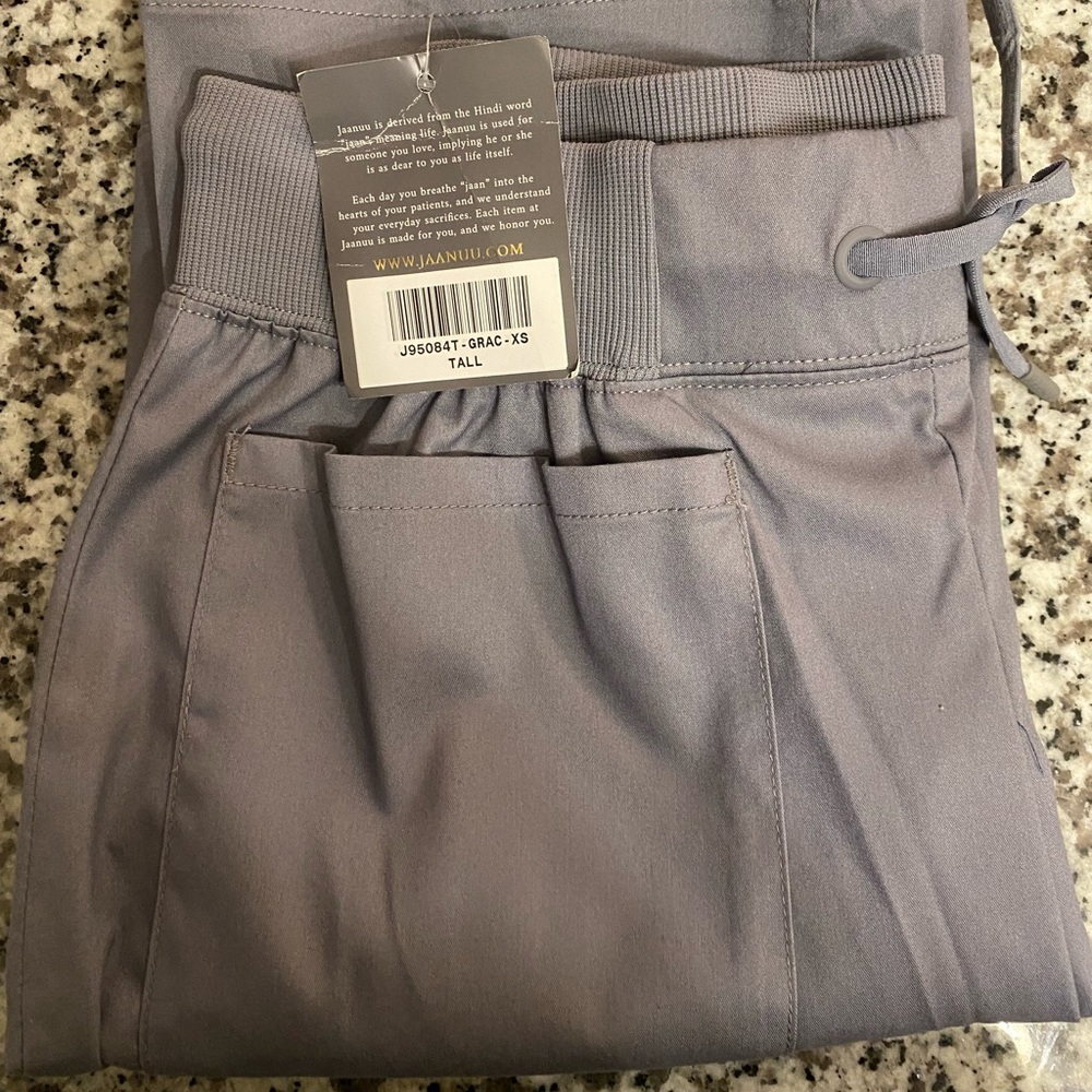 Jaanuu scrub pants